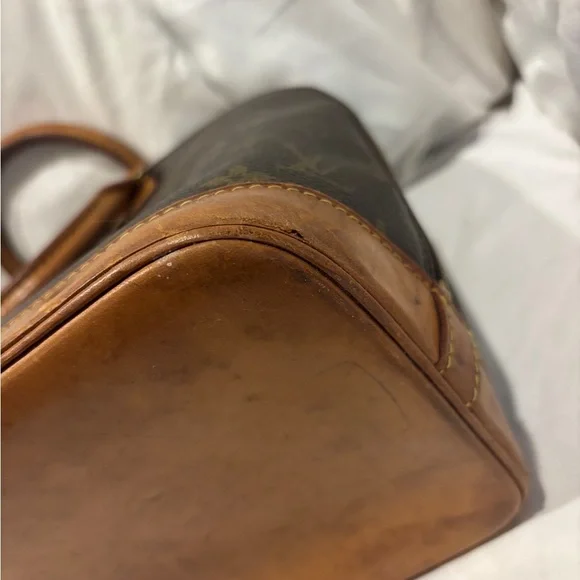 Louis Vuitton Alma Monogram Coated Canvas Handbag - Picture 7 of 16